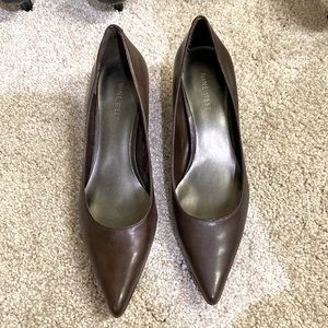 Nine West brown short heel.